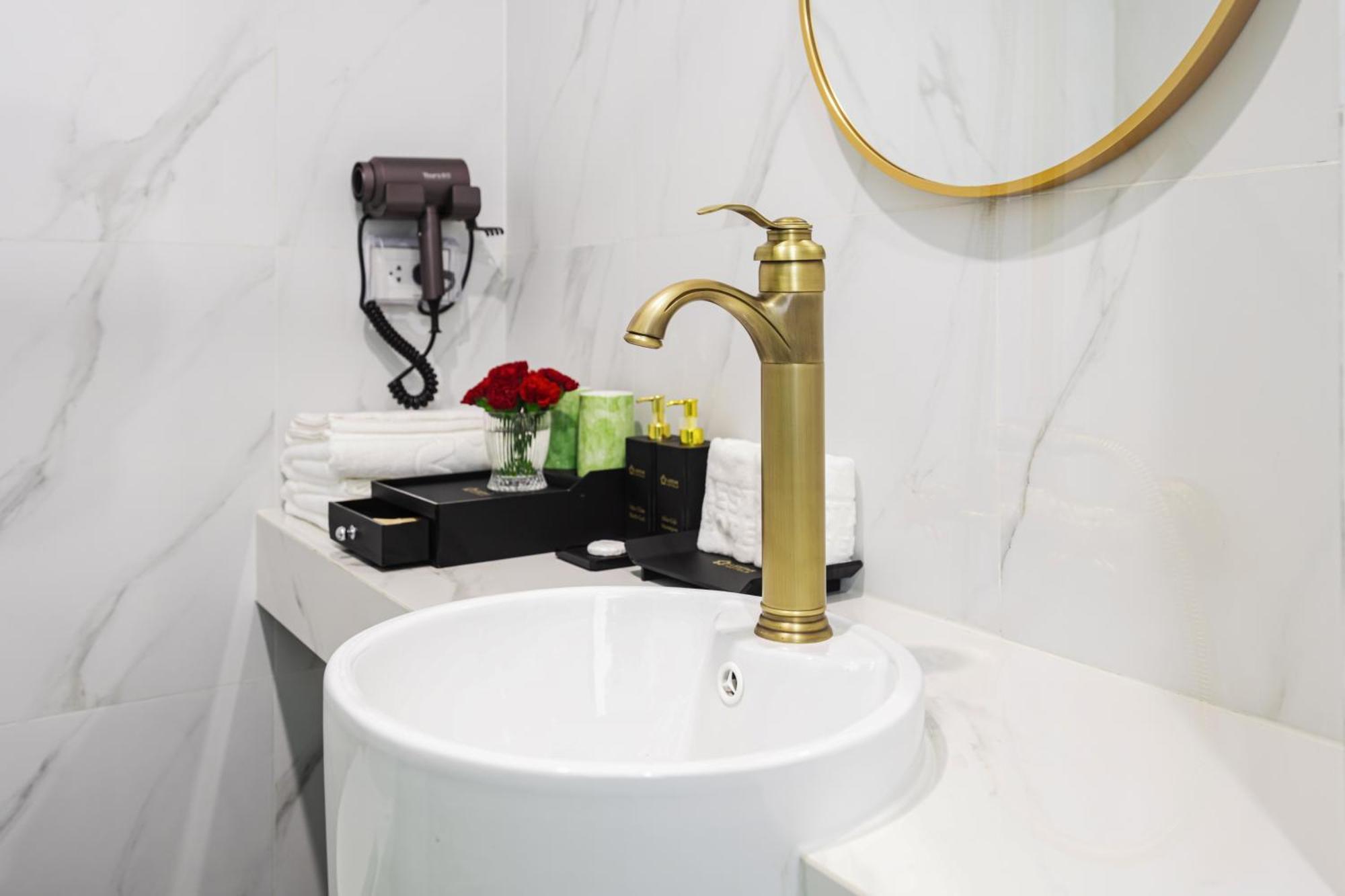 Lestar Hotel Hanoi Esterno foto